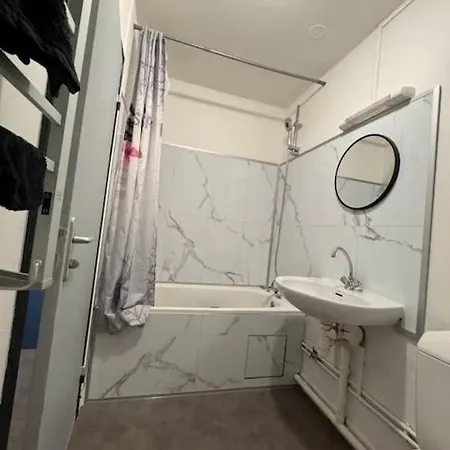 Apartment Studio Cosy Tout Equipe - Proche Centre Historique Tours